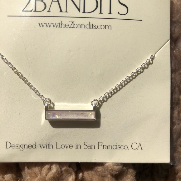 The 2Bandits Necklace - Picture 2 of 5